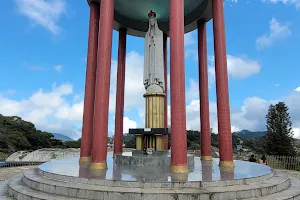 Throne of Fátima image