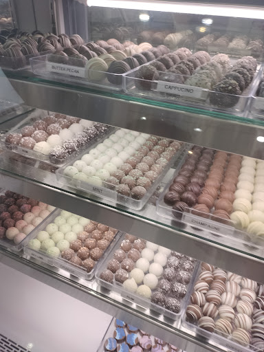 Chocolate Shop «Apple Tree Chocolate», reviews and photos, 754 Asp Ave, Norman, OK 73069, USA