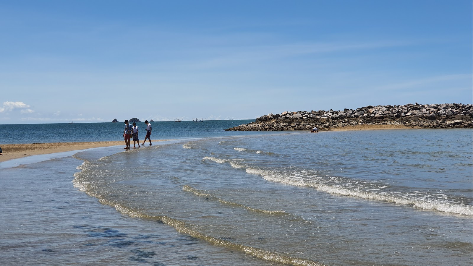 Pran Kiri Beach photo #7