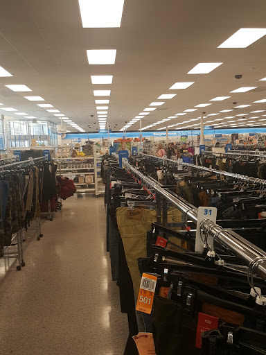 Clothing Store «Ross Dress for Less», reviews and photos, 2151 N Harris Blvd, Layton, UT 84041, USA