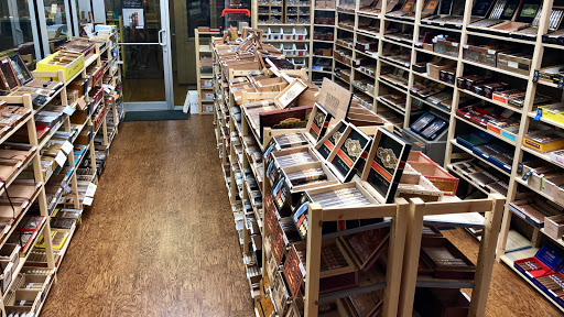 Tobacco Shop «The Tobacco Pouch», reviews and photos, 5976 S Yale Ave, Tulsa, OK 74135, USA