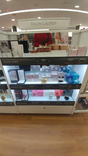 Hair Salon «Ulta Beauty», reviews and photos, 45 Gosling Rd, Newington, NH 03801, USA