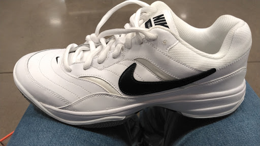 Sporting Goods Store «Academy Sports + Outdoors», reviews and photos, 140 E Bert Kouns Industrial Loop, Shreveport, LA 71106, USA