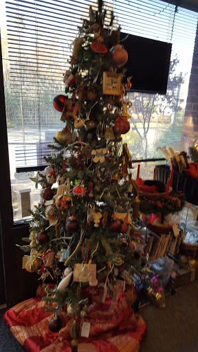 Thrift Store «Second Chance Shop», reviews and photos, 730 Hebron Ave, Glastonbury, CT 06033, USA