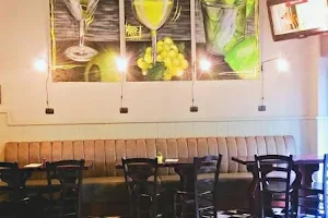 VETRA - Cocktails, Beer & Wine bar image