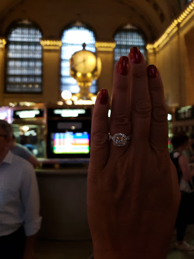 Jewelry Store «R & R Jewelers», reviews and photos, 26 W 47th St, New York, NY 10036, USA