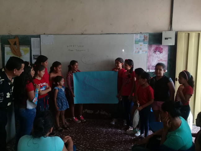 Unidad Educativa "VESTA CEVALLOS" - Calceta