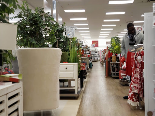 Department Store «Marshalls & HomeGoods», reviews and photos, 4950 Hadley Center Dr, South Plainfield, NJ 07080, USA