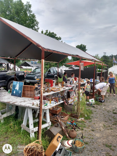 Flea Market «Londonderry Flea Market», reviews and photos, 5 Avery Rd, Londonderry, NH 03053, USA