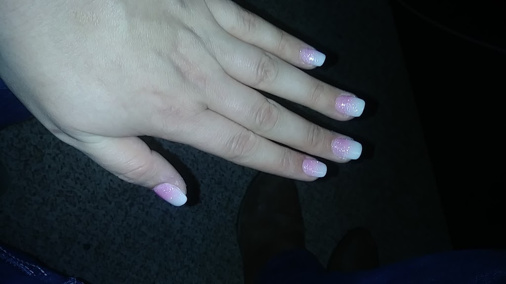 1st Nails 72032