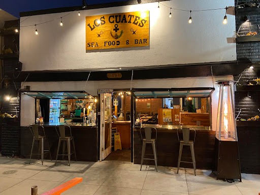 Los Cuates Seafood and Bar