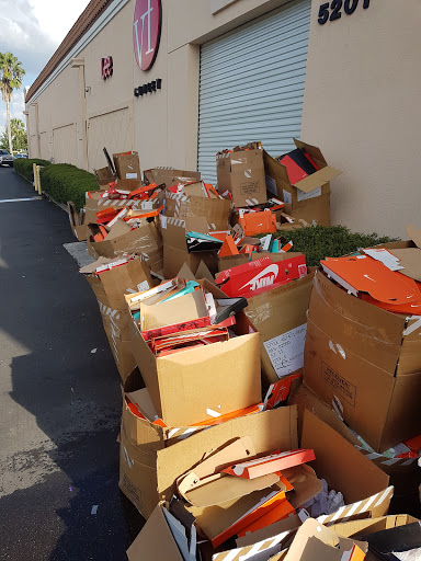Clothing Store «Nike Clearance Store», reviews and photos, 5209 International Dr, Orlando, FL 32819, USA