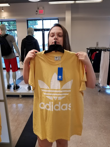 Sporting Goods Store «adidas Outlet Store Lancaster», reviews and photos, 2495 Lincoln Hwy, Lancaster, PA 17602, USA