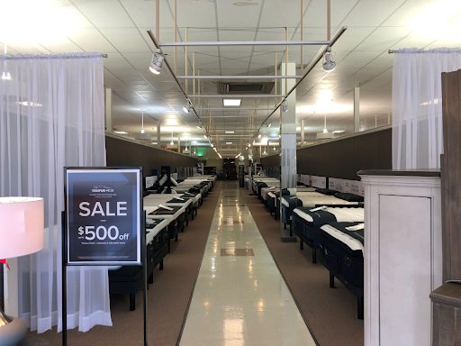 Furniture Store «Value City Furniture», reviews and photos, 202 Mid Rivers Mall Drive, St Peters, MO 63376, USA