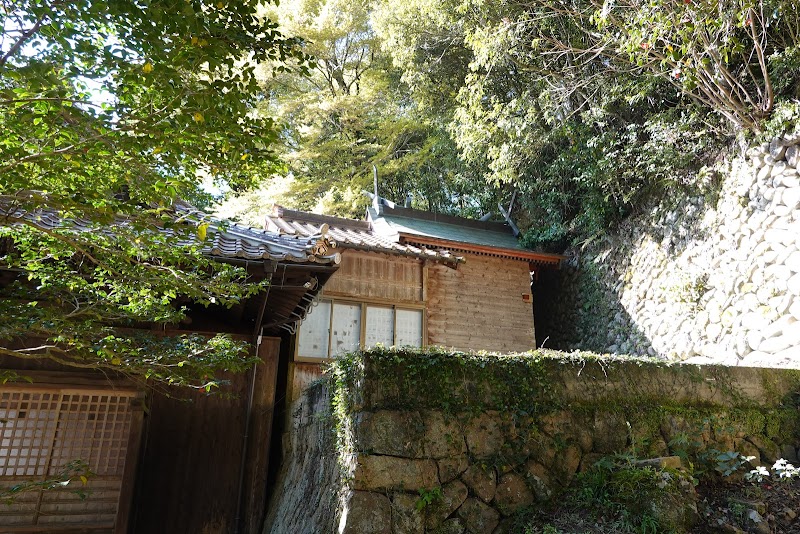 春日神社