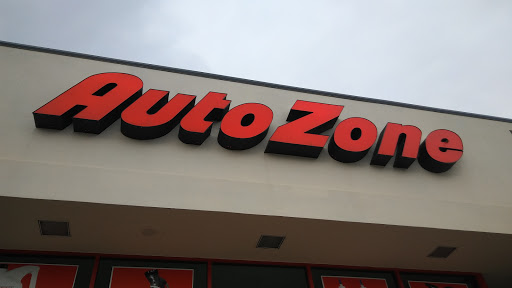 Auto Parts Store «AutoZone», reviews and photos, 5029 S 27th St, Greenfield, WI 53220, USA