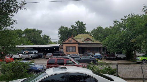 Auto Repair Shop «Guillermos Auto Repair», reviews and photos, 741 Ruiz St, San Antonio, TX 78207, USA