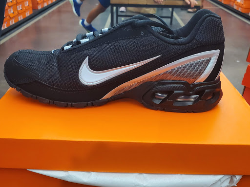 Shopping Mall «Allen Premium Outlets», reviews and photos, 820 Stacy Rd, Allen, TX 75013, USA