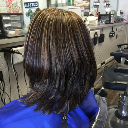 Beauty Salon «Cuts Ltd Beauty Salon», reviews and photos, 207 W Main St, League City, TX 77573, USA