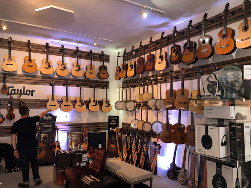 Ukulele shops in San Francisco