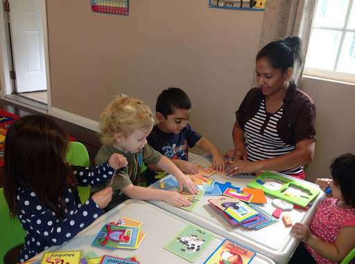 Day Care Center «TITI MICKEY FAMILY DAY CARE», reviews and photos, 20624 Skouras Dr, Winnetka, CA 91306, USA