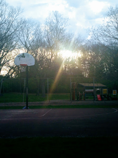 Park «Bluff Park», reviews and photos, 555 W Hanna Ave, Indianapolis, IN 46217, USA