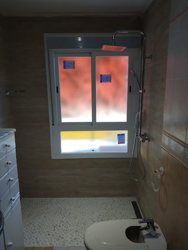 JOSE L.Q REFORMAS EN GENERAL / FONTANERÍA en Leganés, Madrid