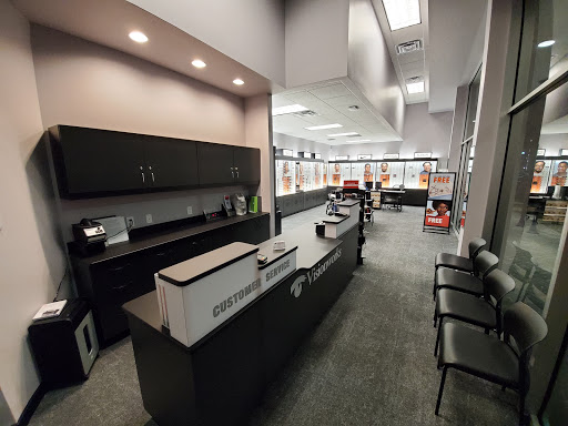 Eye Care Center «Visionworks - Highland Village», reviews and photos, 4088 Westheimer Ave, Houston, TX 77027, USA