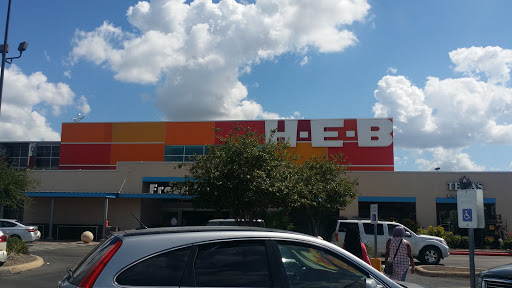 Grocery Store «H-E-B», reviews and photos, 10660 West FM 471, San Antonio, TX 78251, USA