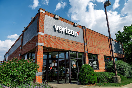Verizon Authorized Retailer – Cellular Sales, 1190 University Ave, Rochester, NY 14607, USA, 