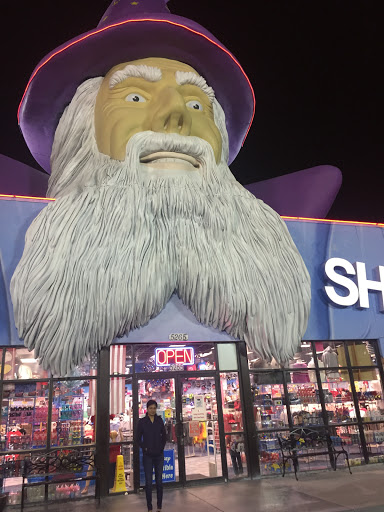 Gift Shop «Jungle Falls Gift Shop», reviews and photos, 5265 W Irlo Bronson Memorial Hwy, Kissimmee, FL 34746, USA