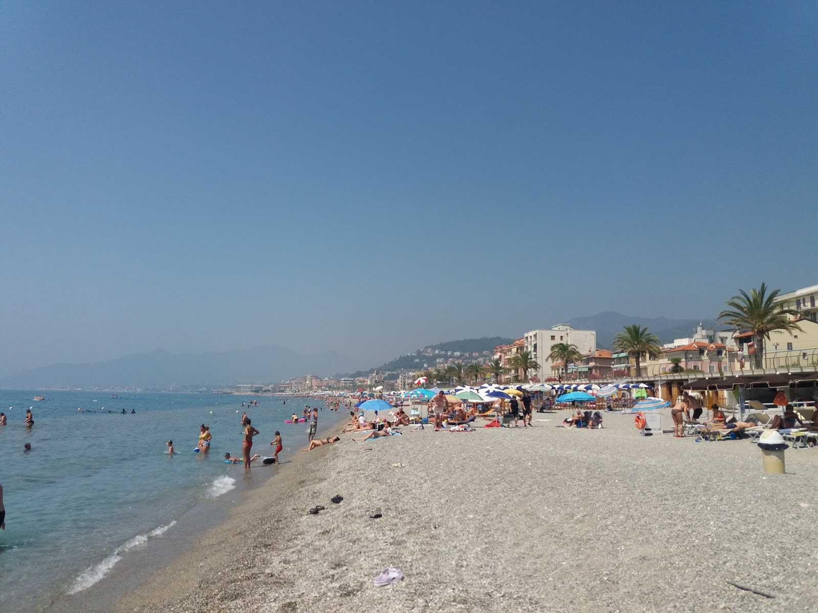 Foto af Spiaggia Pietra Ligure med høj niveau af renlighed