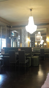 Atmosphère du Restaurant Les Deux Garçons à Aix-en-Provence - n°13