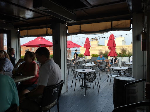 Bar «The Rooftop Bar at Vendue», reviews and photos, 19 Vendue Range, Charleston, SC 29401, USA