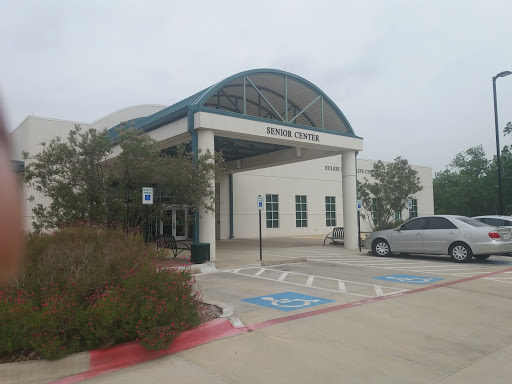 Park «Midway Park», reviews and photos, 615 N Main St, Euless, TX 76039, USA