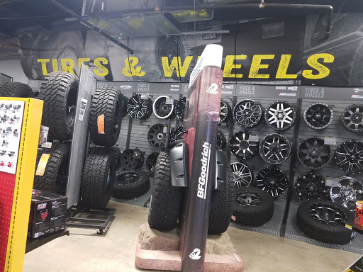 Truck Accessories Store «4 Wheel Parts - Houston Sweet Lake», reviews and photos, 13820 Westheimer Rd, Houston, TX 77077, USA