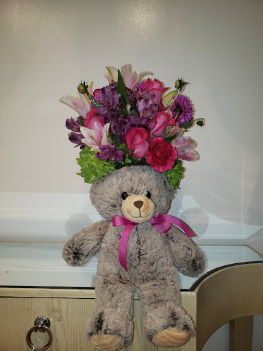 Florist «Rambling Rose Florist», reviews and photos, 22428 Gilmore St, West Hills, CA 91307, USA