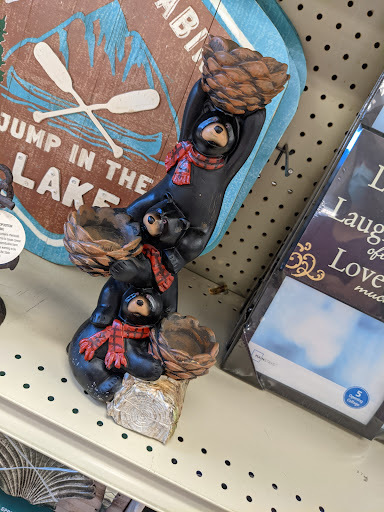 Department Store «Renys Department Store», reviews and photos, 151 Main St, Bridgton, ME 04009, USA