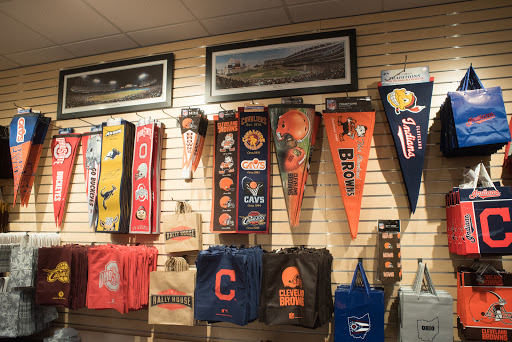 Sportswear Store «Rally House Macedonia», reviews and photos, 8210 Macedonia Commons Blvd #16, Macedonia, OH 44056, USA