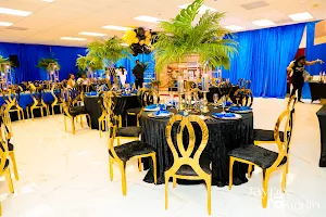 Mercedes Banquethall image