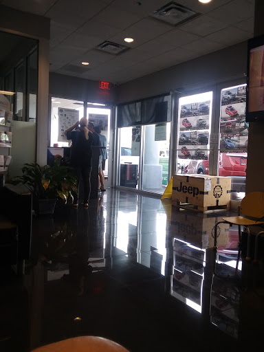 Dodge Dealer «Dadeland Dodge Chrysler Jeep Ram», reviews and photos, 16501 S Dixie Hwy, Miami, FL 33157, USA