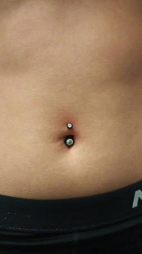 Tattoo Shop «Island Tattoo & Piercings», reviews and photos, 6600 Manatee Ave W, Bradenton, FL 34209, USA