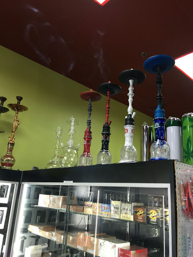 Tobacco Shop «The House of Vape and Smoke», reviews and photos, 944 W 6th St #114, Corona, CA 92882, USA