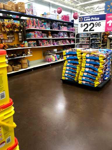 Department Store «Walmart Supercenter», reviews and photos, 1351 Veterans Pkwy, Clarksville, IN 47129, USA