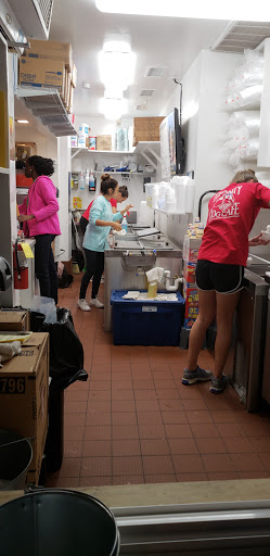Ice Cream Shop «Salty Dog Ice Cream Factory», reviews and photos, 232 S Sea Pines Dr #304, Hilton Head Island, SC 29928, USA