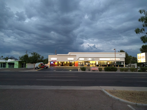 Dry Cleaner «Regal Discount Cleaners», reviews and photos, 5501 N 7th Ave # 100, Phoenix, AZ 85013, USA