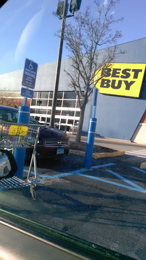Electronics Store «Best Buy», reviews and photos, 95 Elm St, Enfield, CT 06082, USA