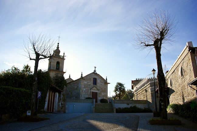 Igreja Paroquial de São Tiago de Outiz - Igreja