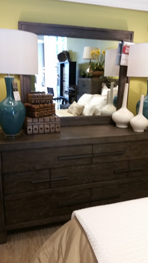 Furniture Store «Art Van Furniture - Orland Park», reviews and photos, 15080 South La Grange Road, Orland Park, IL 60462, USA