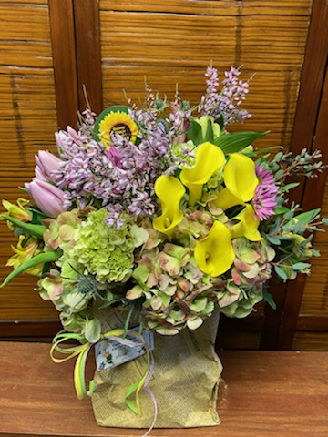 Florist «Country Village Florist and Gifts, Inc.», reviews and photos, 212 E Main St, East Islip, NY 11730, USA